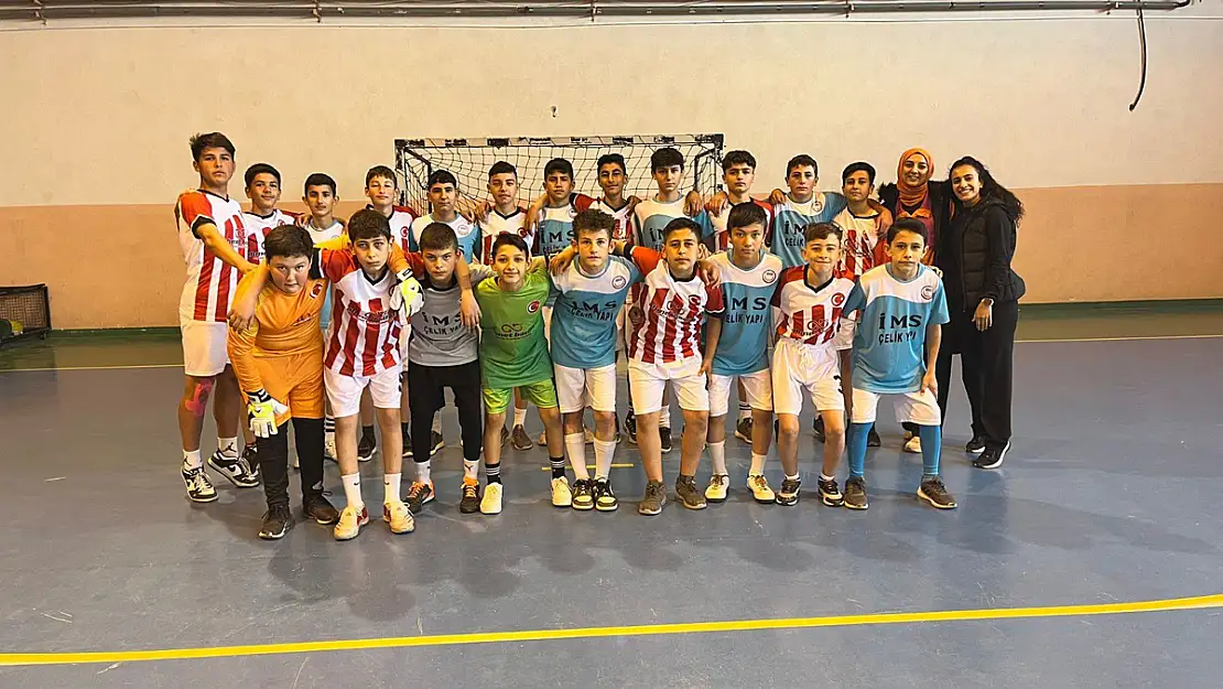 Yıldız Erkekler Futsal Müsabakaları Tamamlandı