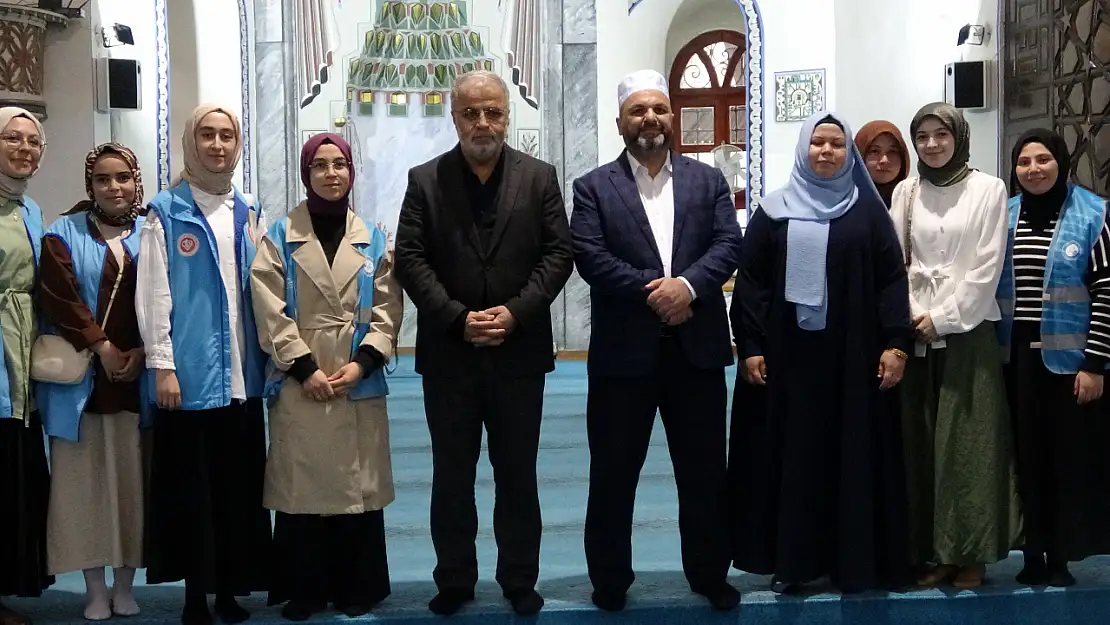 Kütahya'daki 'Sabah Namazı Buluşması'na Diyanet İşleri Başkan Yardımcısı İşliyen De Katıldı