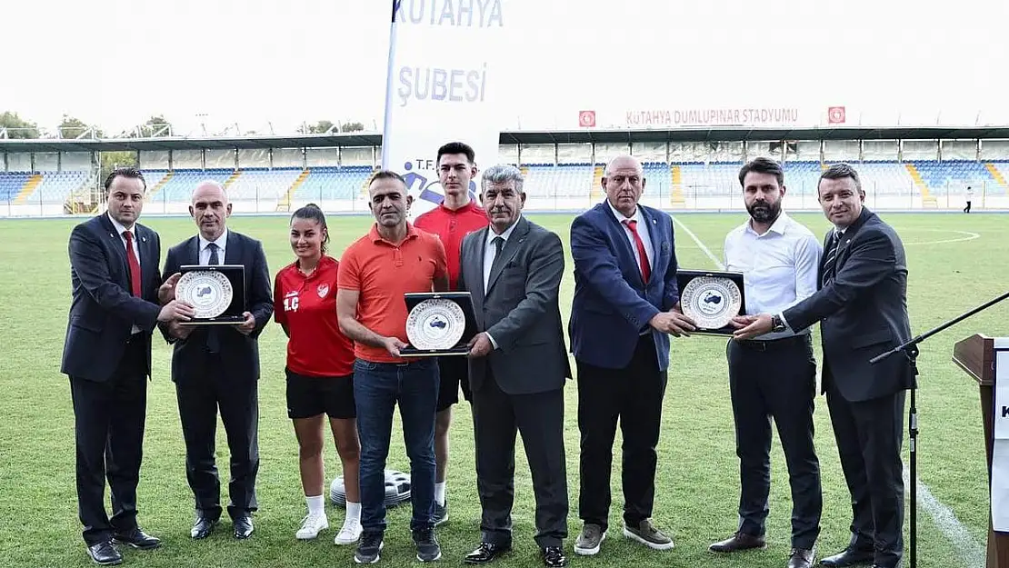 Kütahya’da Türkiye Futbol Faal Hakemler ve Gözlemciler Derneği sezonu açtı