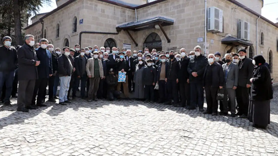 Mahalle sakinleri sordu, Başkan Zeybek cevapladı: Kentsel Dönüşümde gerekirse  yeni proje hazırlanacak…