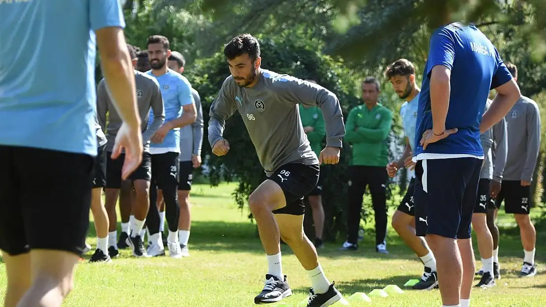 Manisa FK'nın Afyonkarahisar kampı devam ediyor