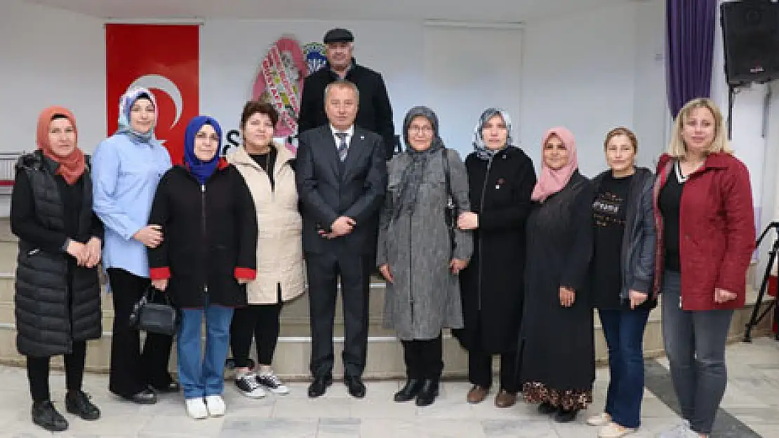 Olgun, Sandıklı’da partililerle bir araya geldi