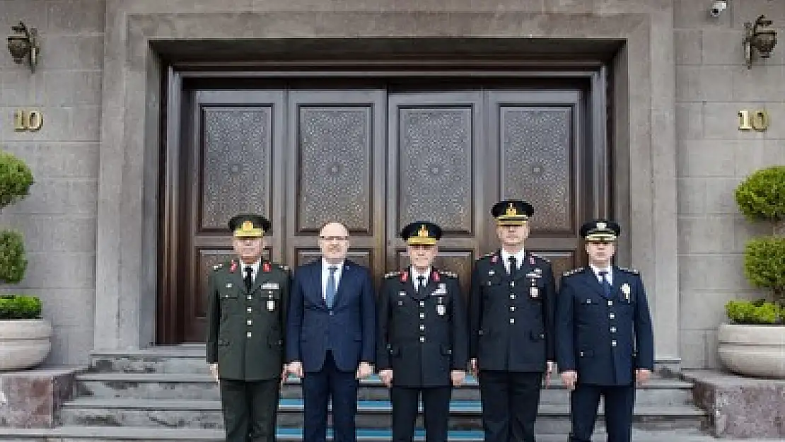 Orgeneral Çetin'den Vali Tutulmaz'a ziyaret