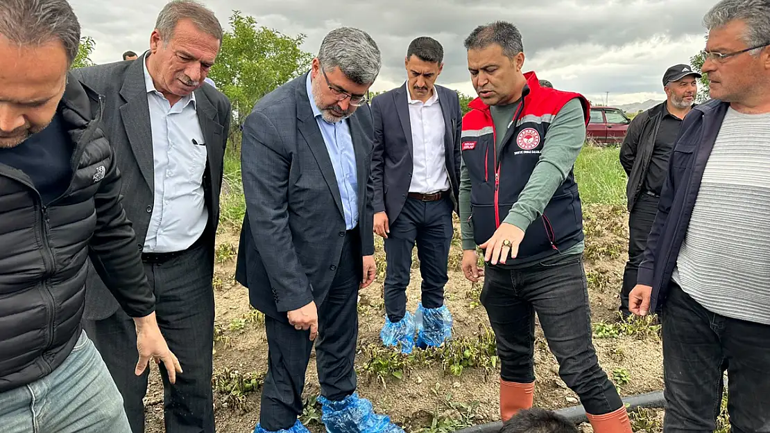 Özkaya: Çamurda, Yağmurda Tarlaları İncelememiz Kabahat Mi?