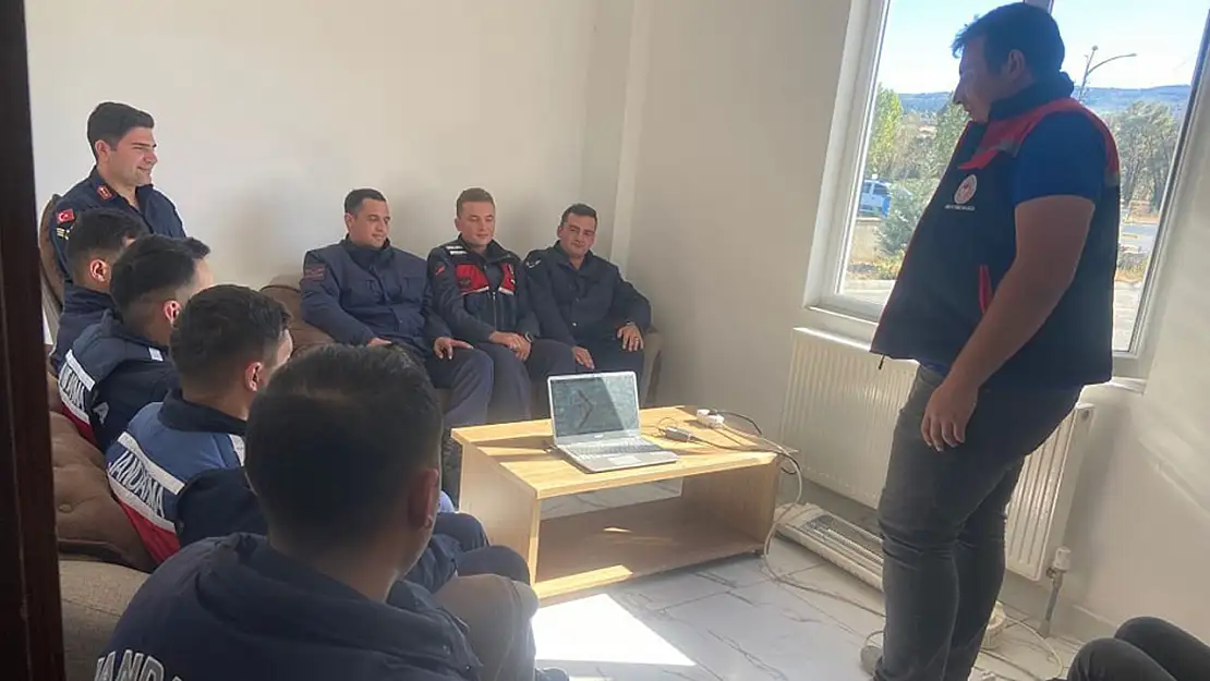 Polis Ve Jandarma Personeline Eğitim Verildi