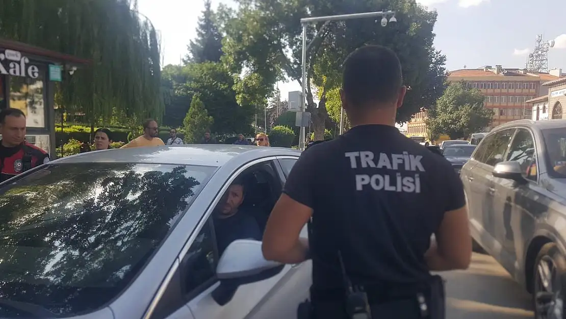 Polisinden asayiş ve trafik denetimi