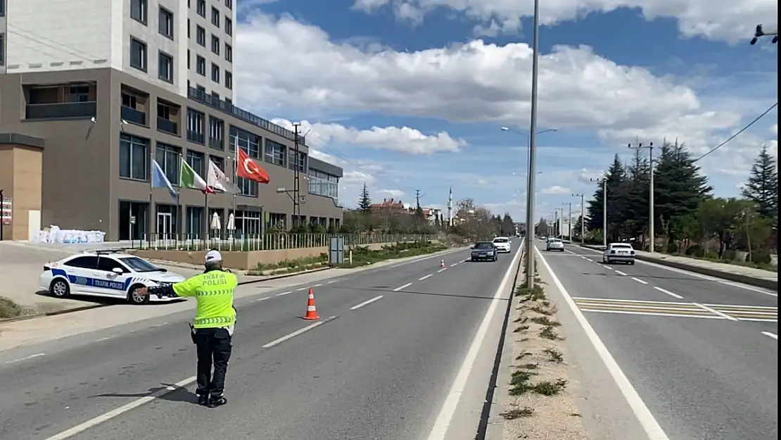 Ramazan Bayramı Trafik Tedbirlerinde 2 Bin776 Araç Ve Sürücüsü Kontrol Edildi