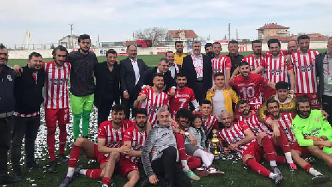 SAL’da Emirdağspor şampiyon oldu