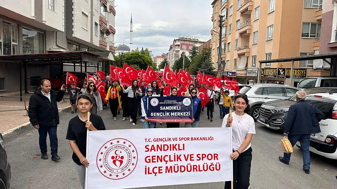 Sandıklı'da 'Gençlik Haftası' Kutlamaları Başladı