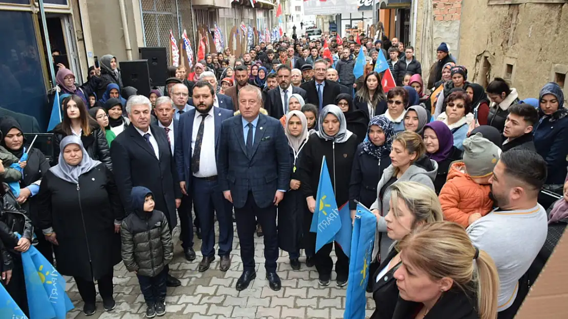 'Sandıklı'nın Tek Ülkücü Başkan Adayı Şahin'dir'