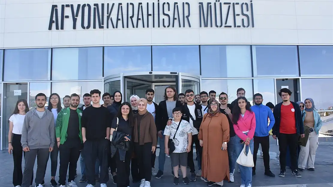 Satranççılar Afyon’u Ve Lezzetleri Tanıdı