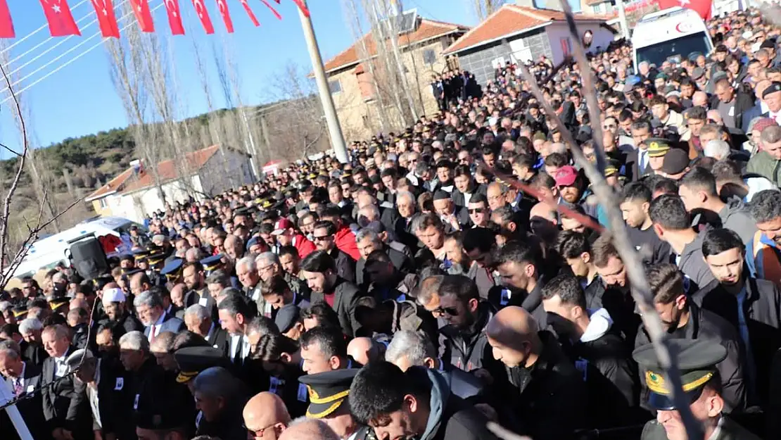 Şehit Annesi’ne Üzülen Üstün Fenalık Geçirdi