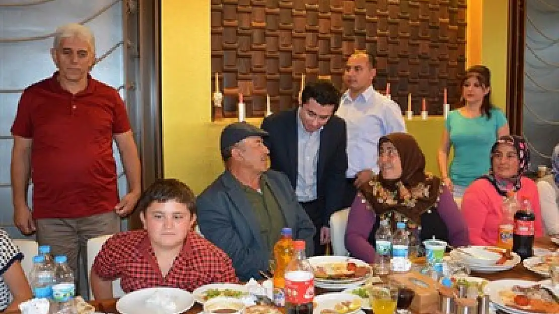 Selçuk Bey’de çok özel iftar