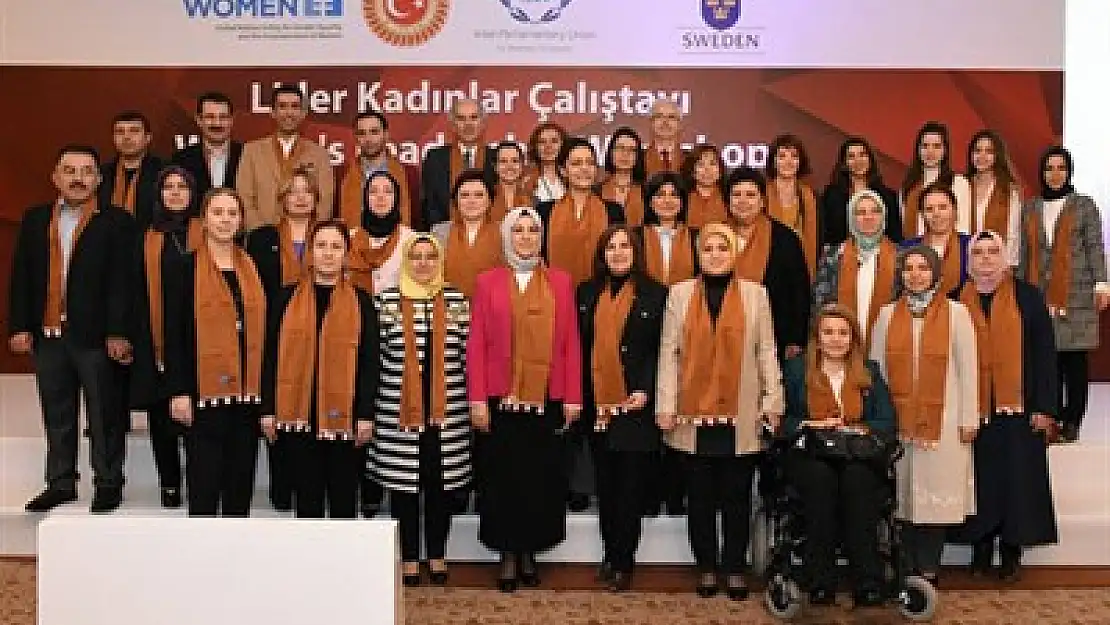 Siyasette iletişim, kadınlarla önem kazandı