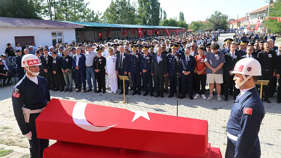 Somali’de Şehit Olan Uzman Çavuş Seydi Ünlü Baba Ocağında Toprağa Verildi