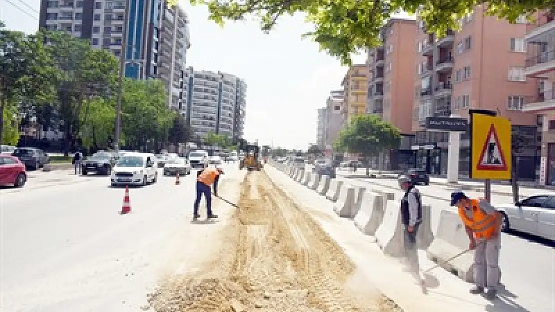 Stad Kavşağı trafiğe kapandı – Kocatepe Gazetesi