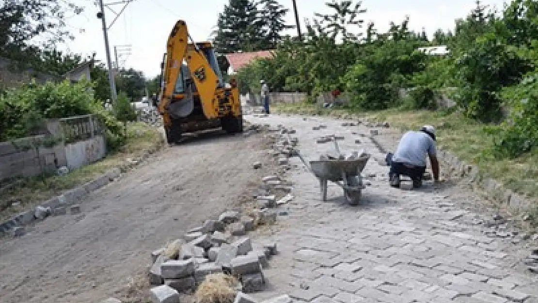 Şuhut’ta parke onarımı sürüyor – Kocatepe Gazetesi