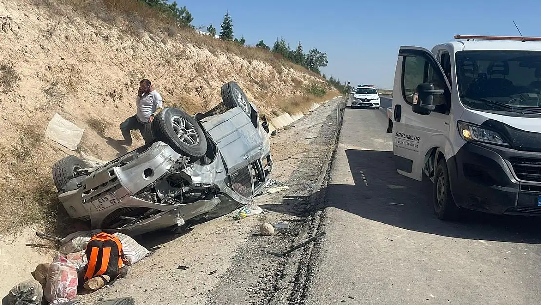 Takla atan otomobilde 4 kişi yaralandı