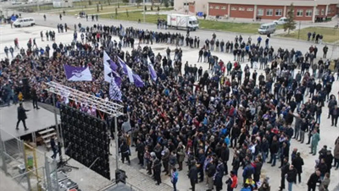 Taraftarlar dışarıdan destek verdi – Kocatepe Gazetesi