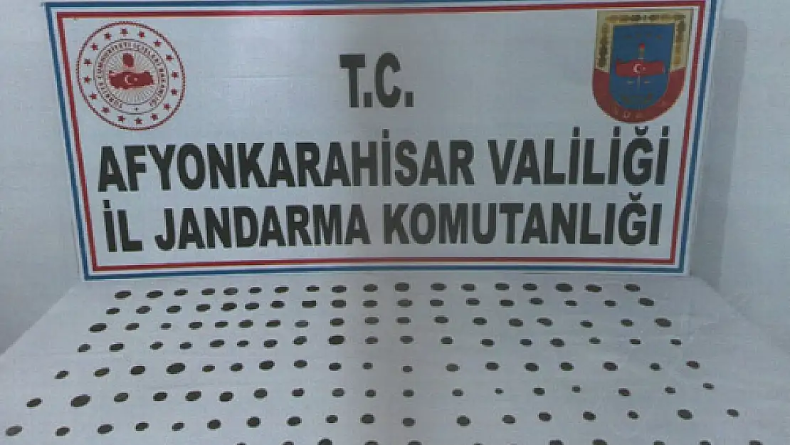 Tarihi eser  kaçakçıları yakalandı