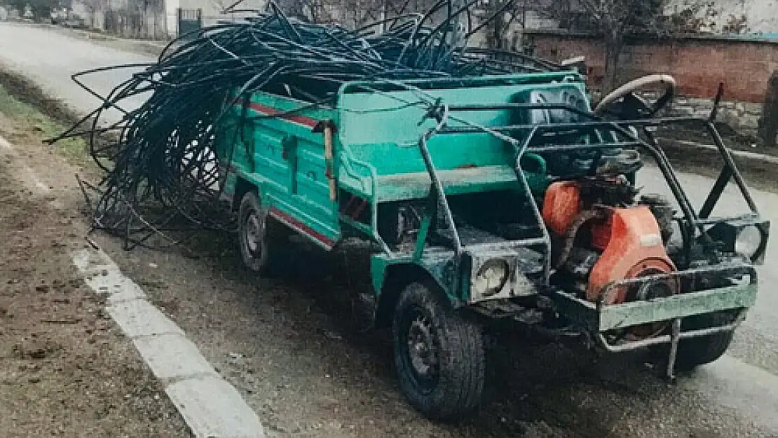 Tarladan demir malzeme çalan şüpheli yakalandı