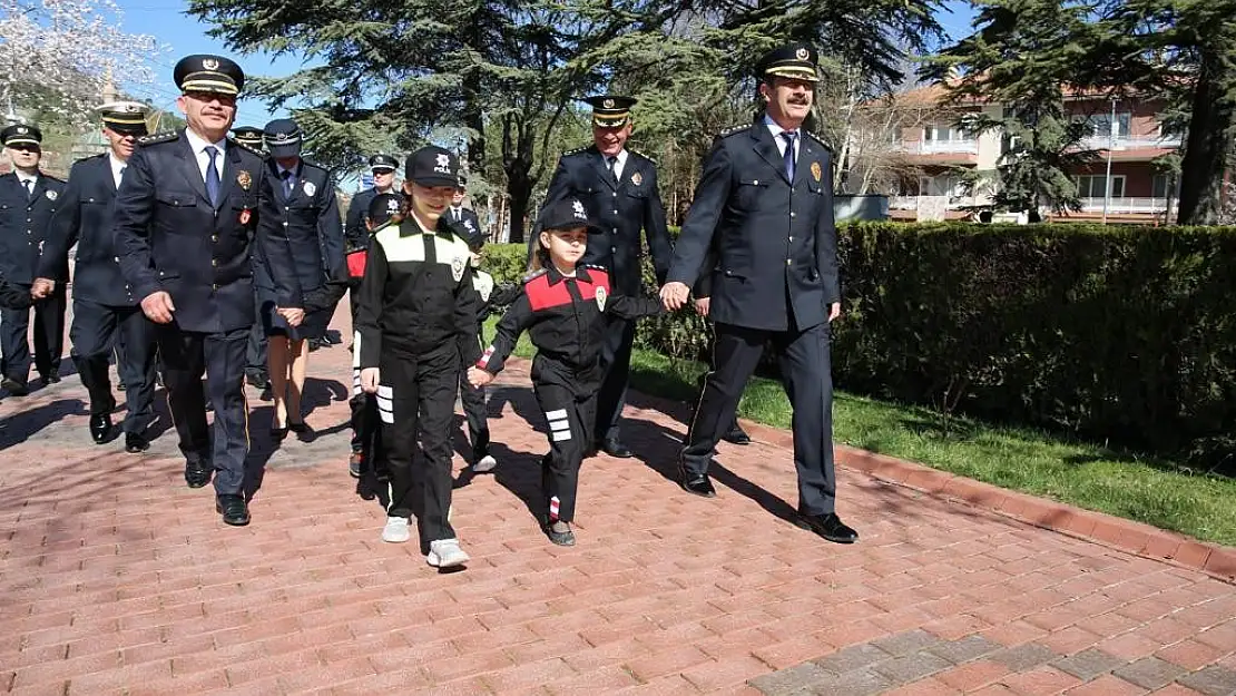 Türk Polisi’nin onur günü