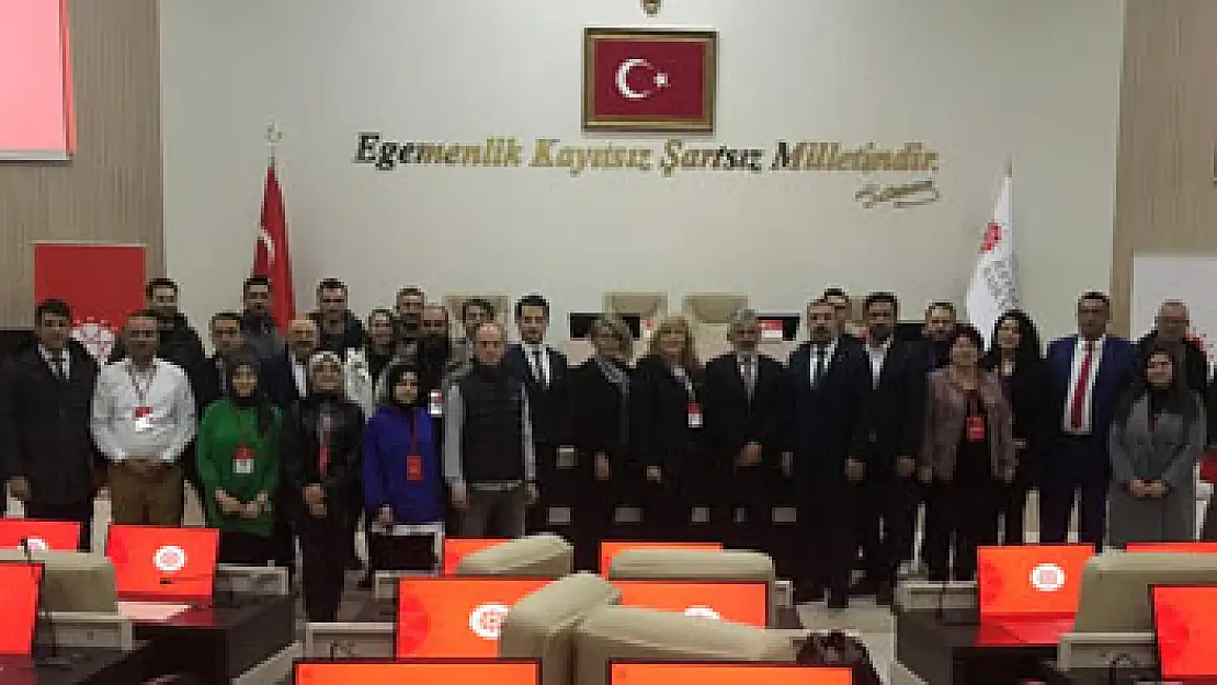 'Türkiye'nin birlik ve beraberliği için dezenformasyona karşı dikkatli olalım'