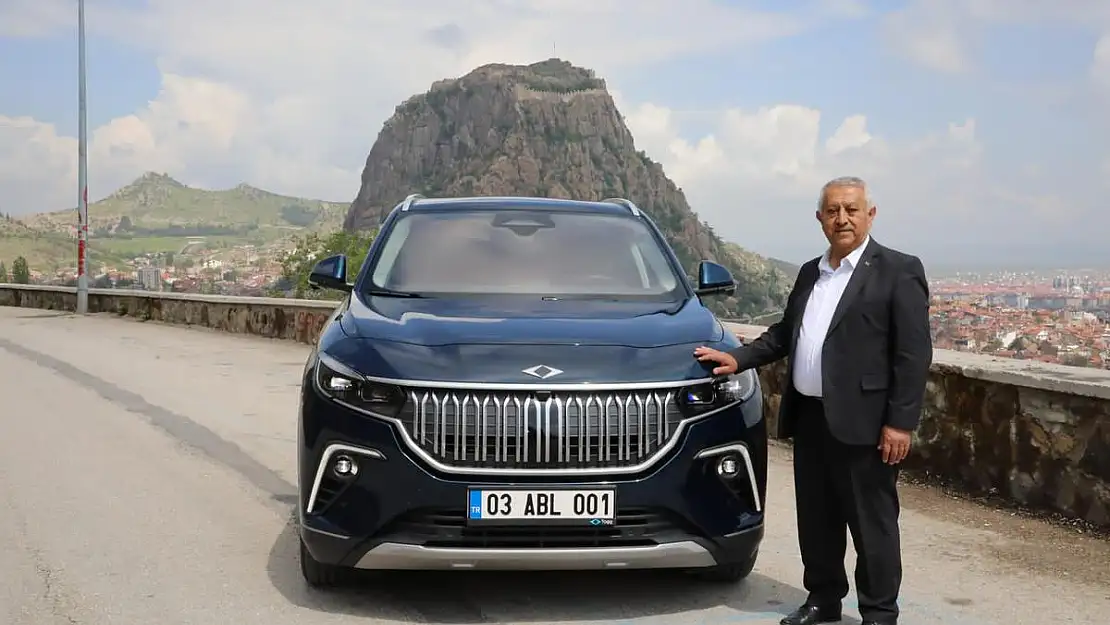 Türkiye’nin yerli otomobili Togg, Zeybek'in makam aracı olacak