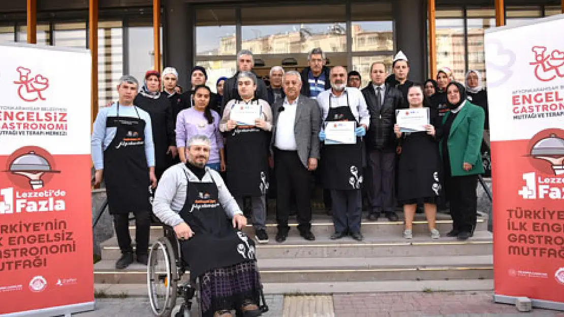 Türkiye’ye örnek olan merkez ilk mezunlarını verdi