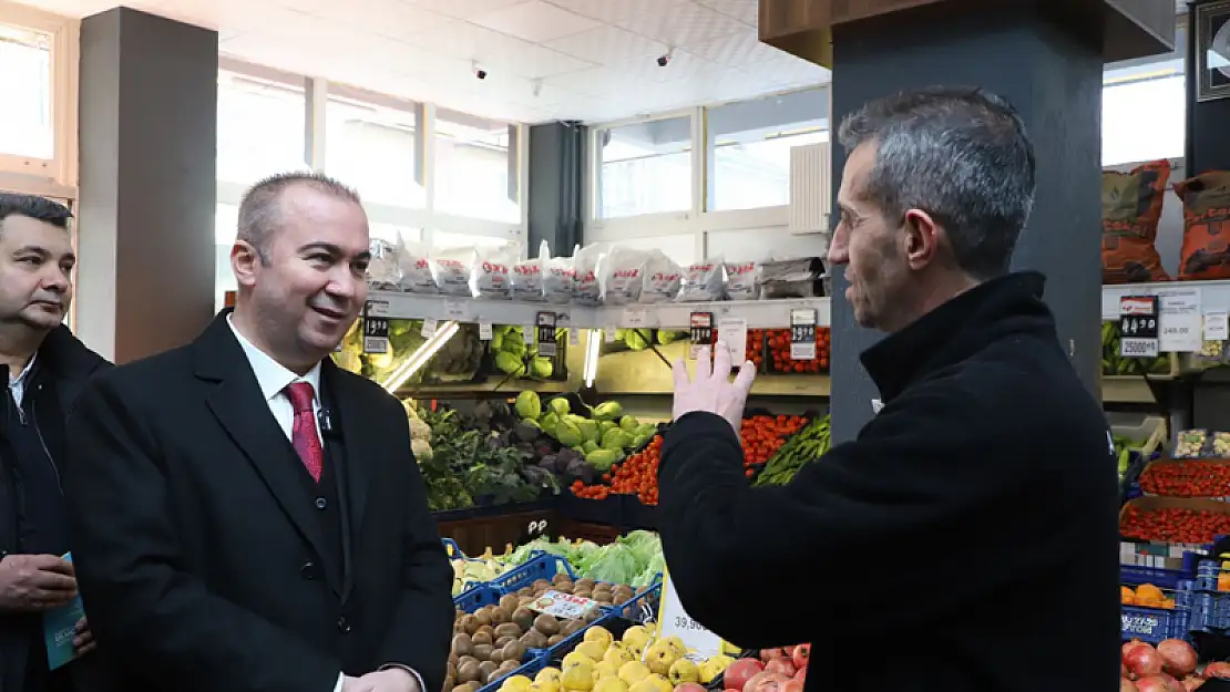 Uluçay’a Esnaflardan Tam Destek