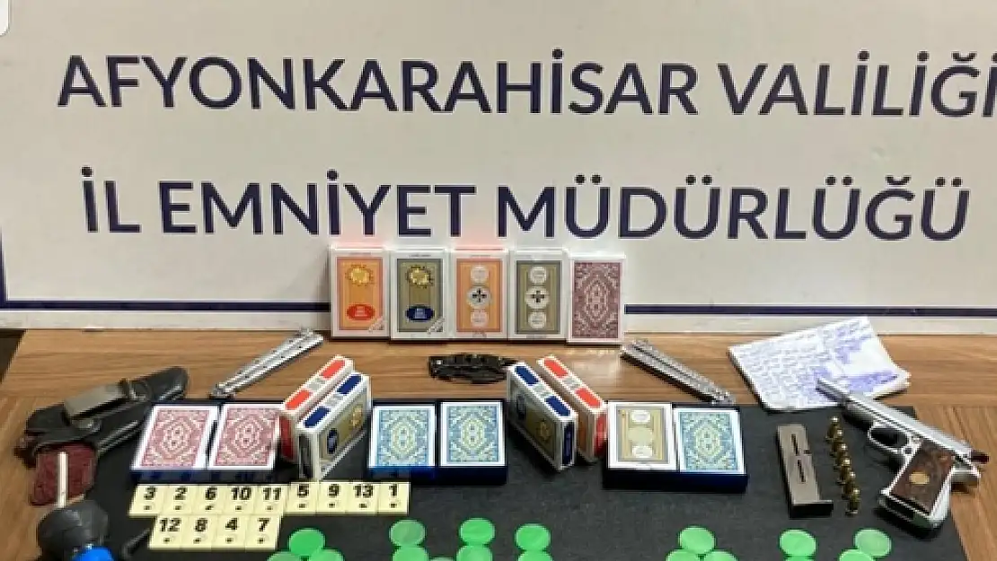 Uyuşturucu, kumar, suçlu…  Bu evde ne ararsan var