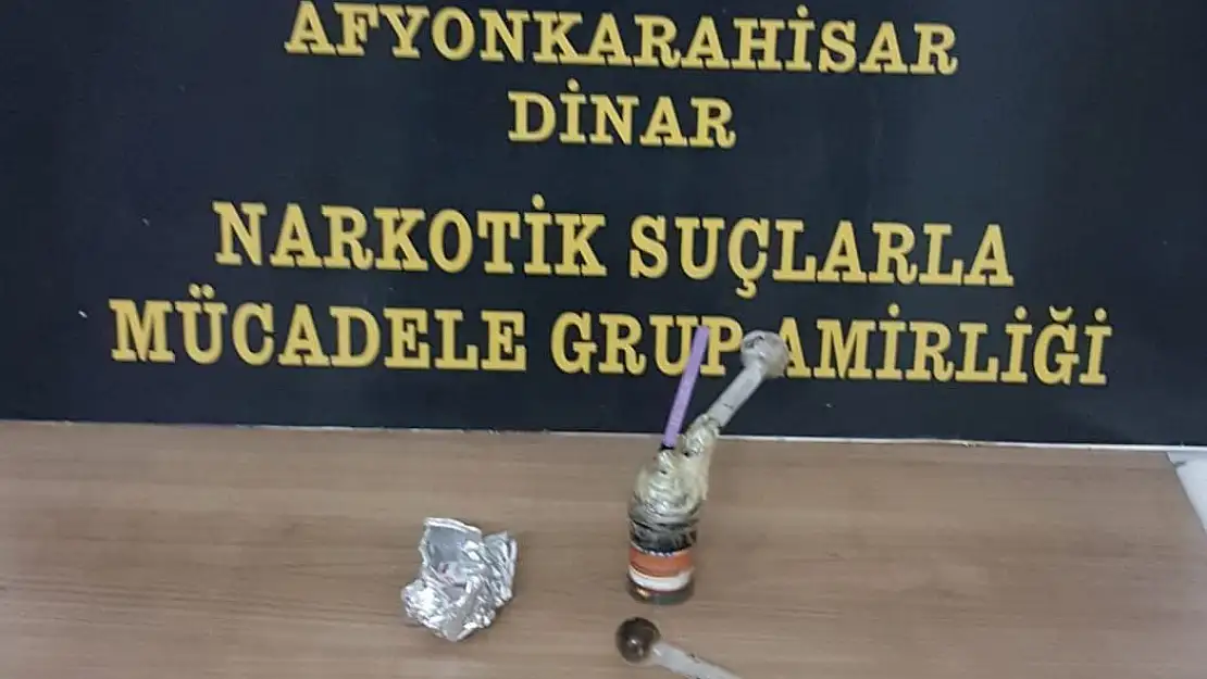 Uyuşturucu ve tabanca ile yakalandılar