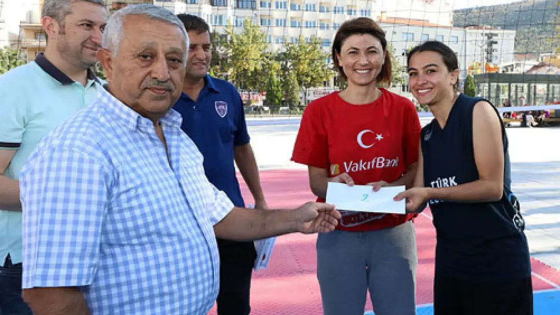 Voleybol Turnuvası tamamlandı