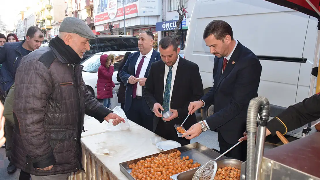 Yağcı, Deprem Yıldönümü Ve Kandilde Lokma Dağıttı