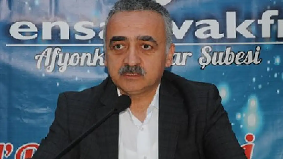 Yılmaz, çocukluk döneminde din eğitimini anlattı