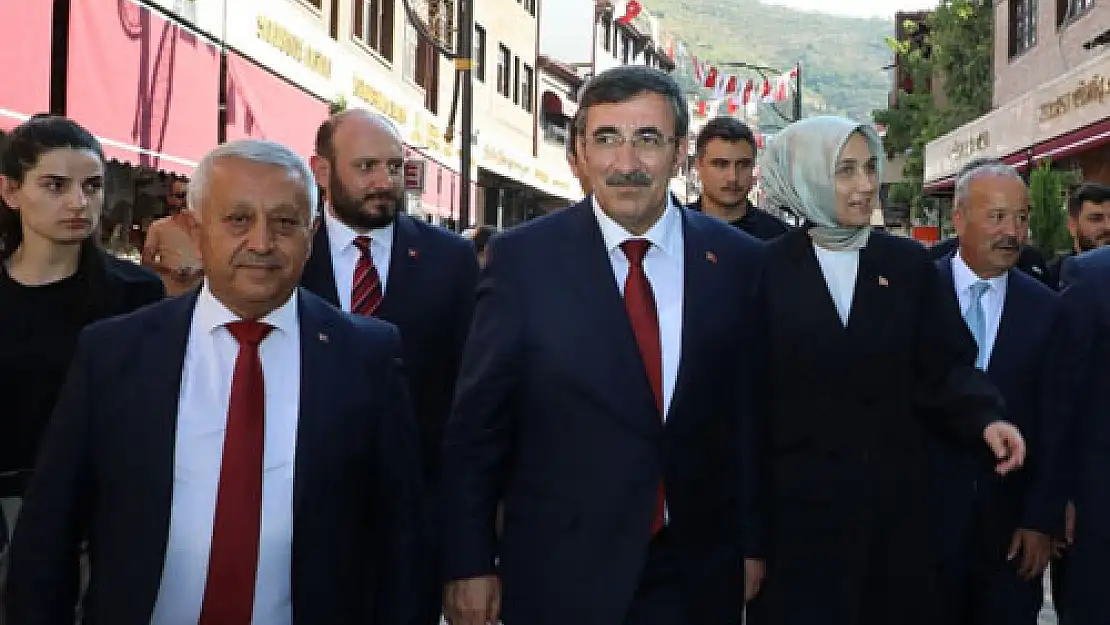 Yılmaz’dan Uzun Çarşı’ya tam not