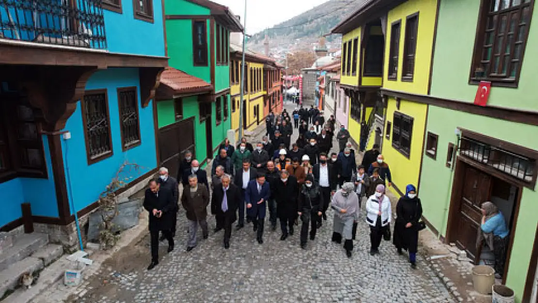 Yukarı mahallelerin  çehresi değişiyor: 'Şehirlerin geleceği yöneticilerin uyumlarına bağlı'