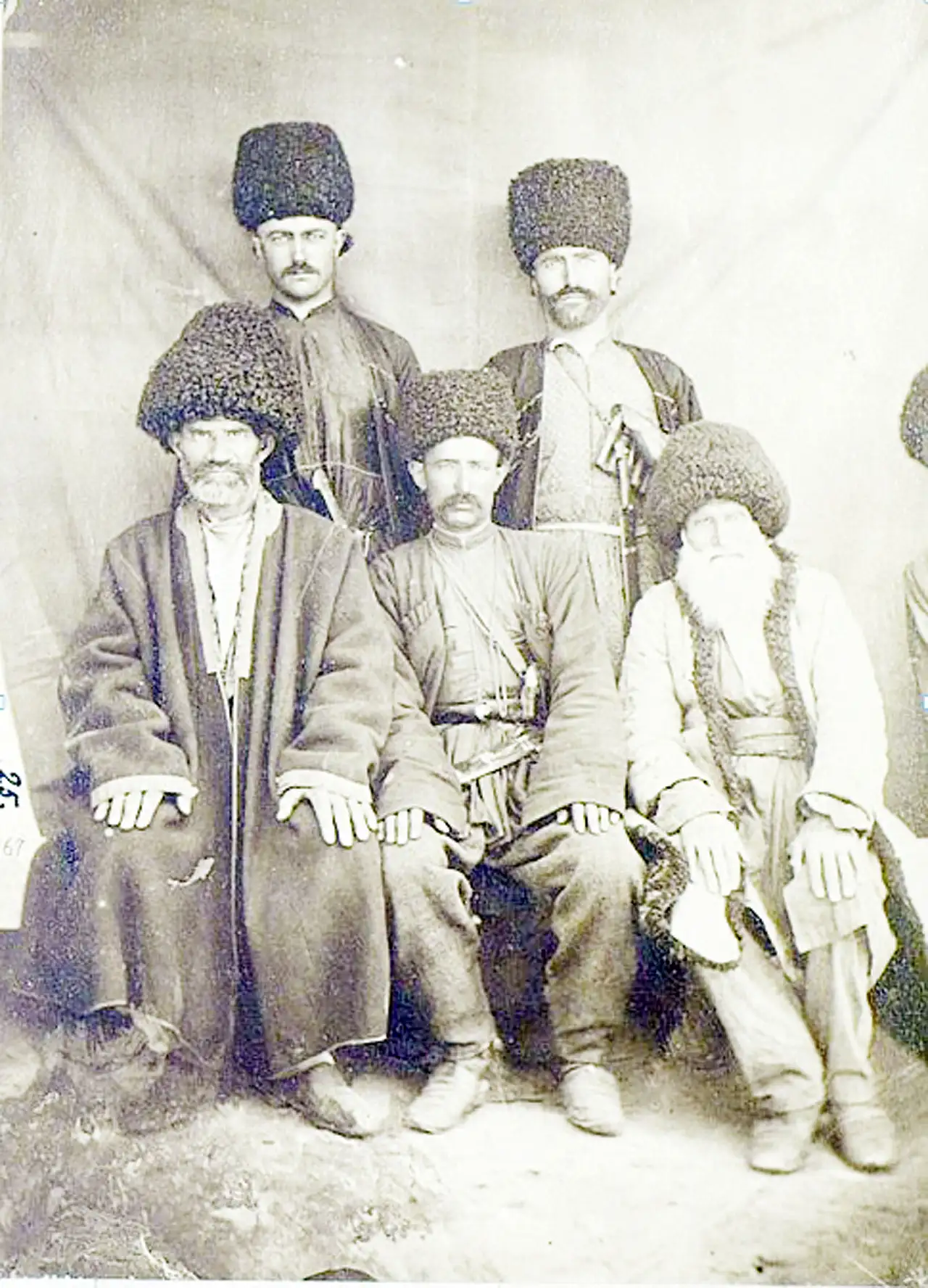 Komşu Uluslar Tatlar Ve Talışlar Tatlar