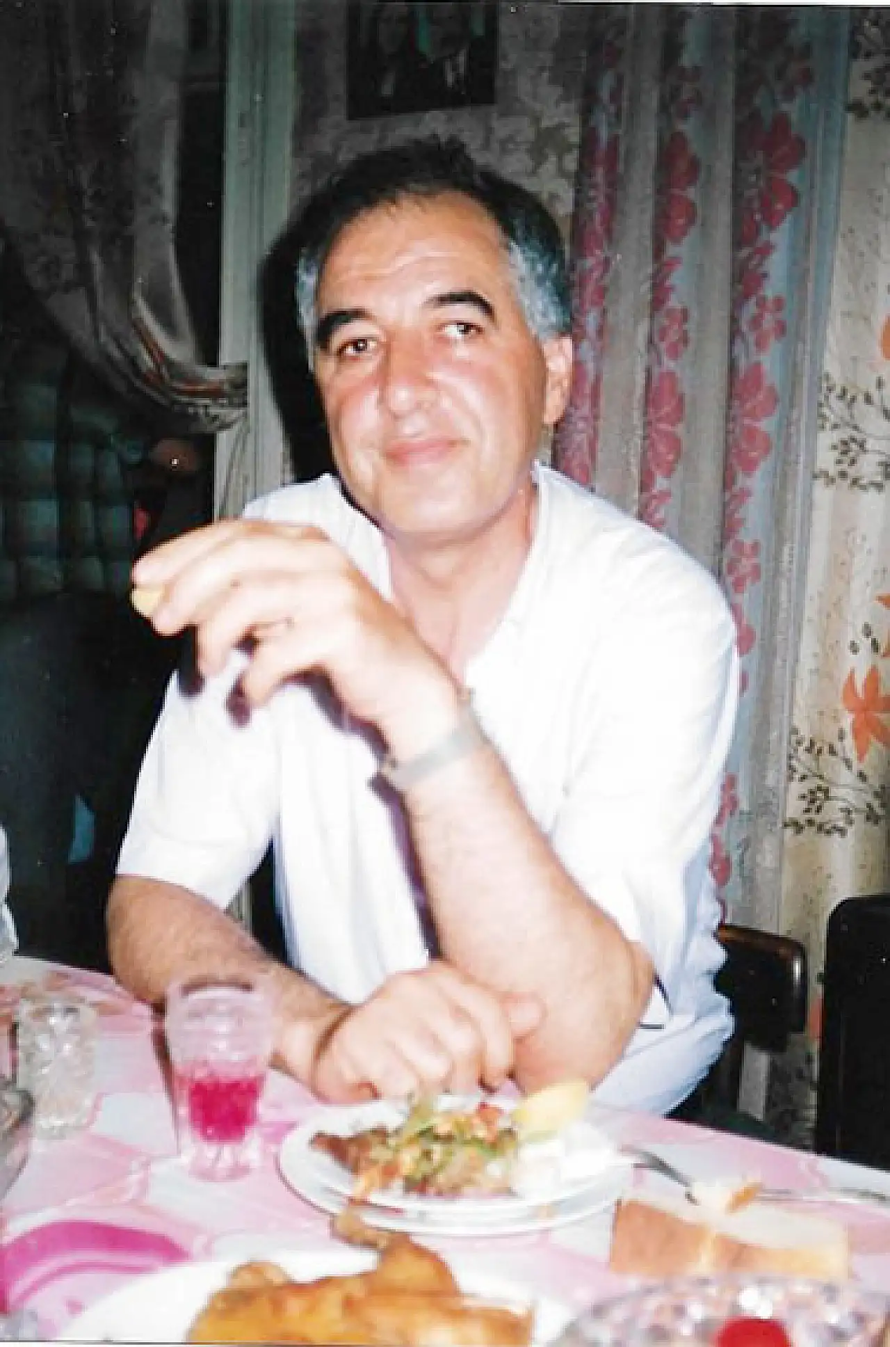 Azerbaycanlı Şair-Yazar-Bürokrat-Diplomat Hidayet