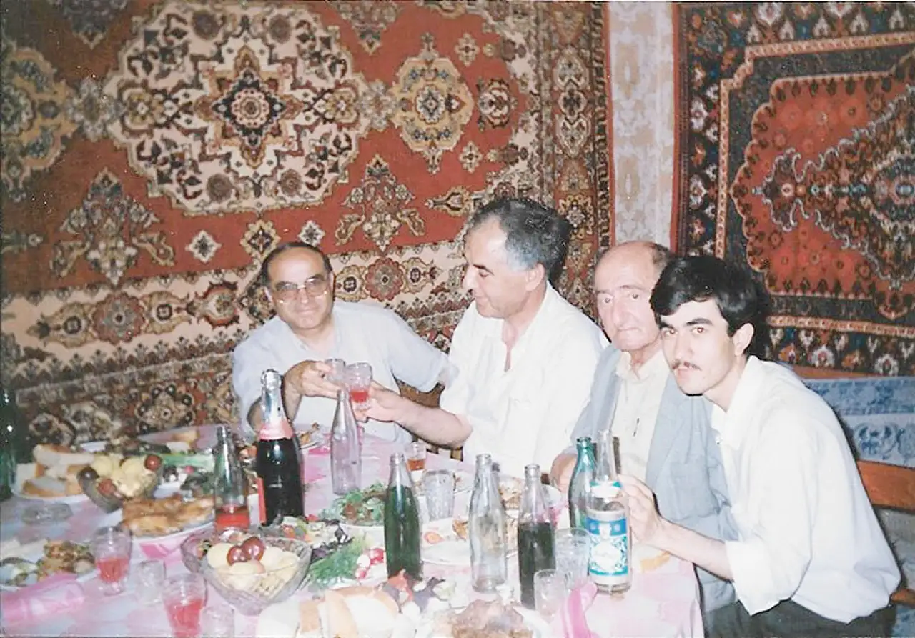 Azerbaycanlı Şair-Yazar-Bürokrat-Diplomat Hidayet