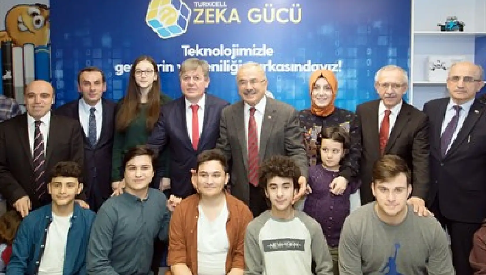 Afyon BİLSEM 'Zeka Gücü' 2018'e damga vurdu