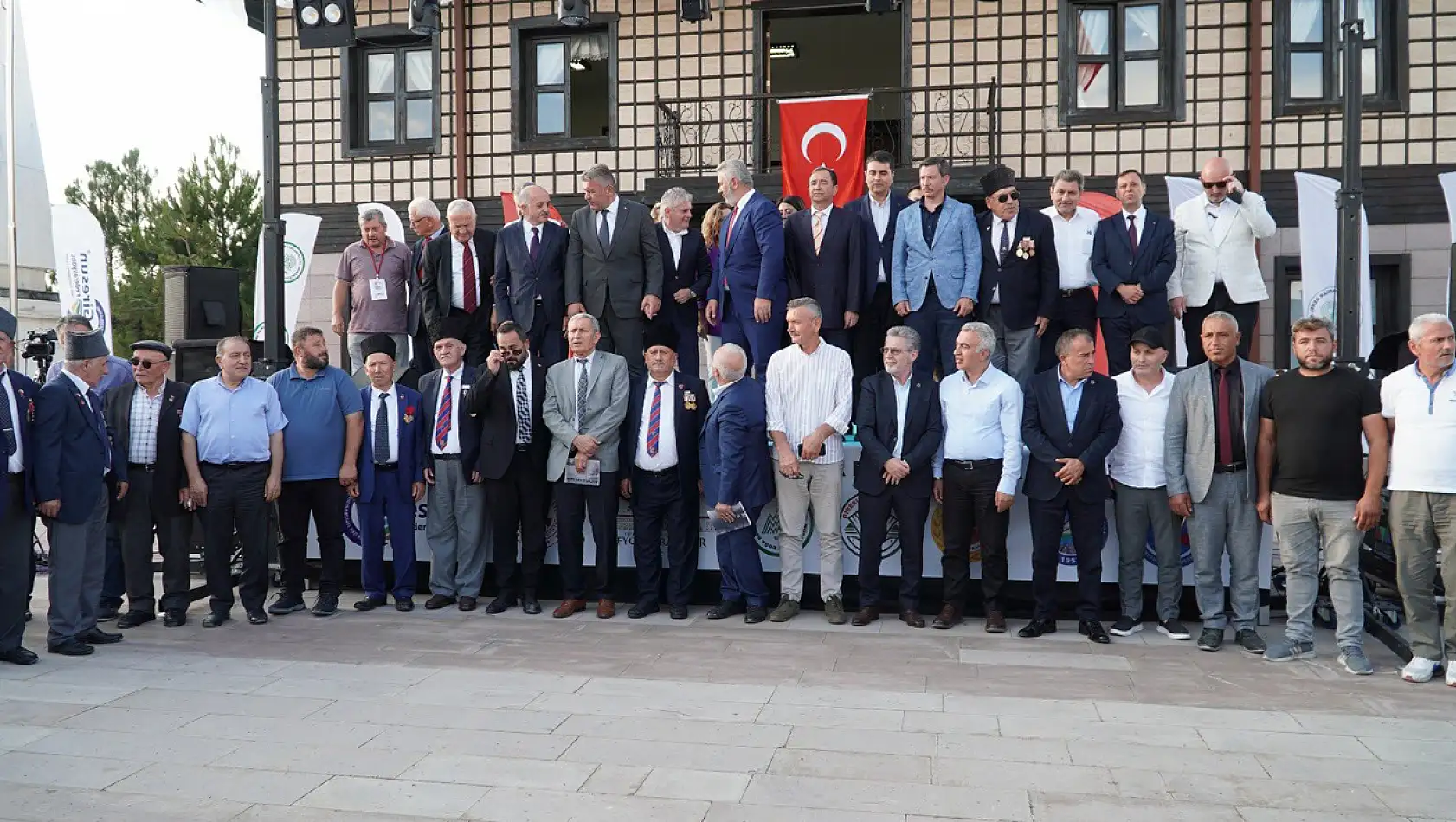 TBMM İdare Amiri'nden 'Giresunlular Şehitliği' Paylaşımı