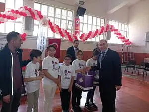 Final yarışmasında Karşıyaka İlkokul öğrencileri birinci oldu