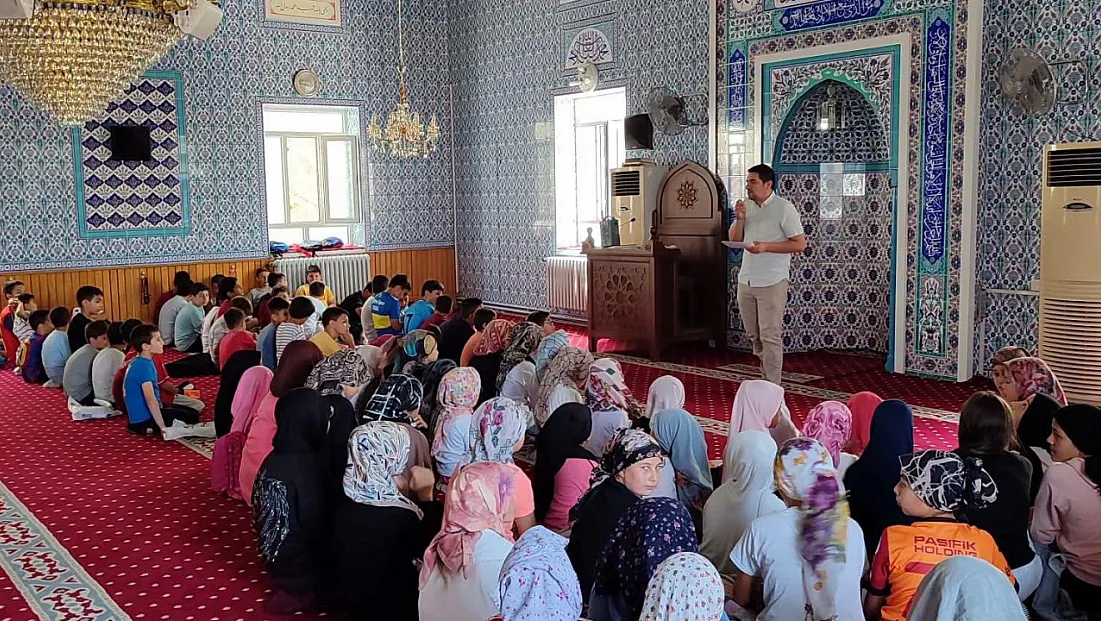 Afyon’da Yaz Kur’an Kurslarında Teknoloji Uyarısı!