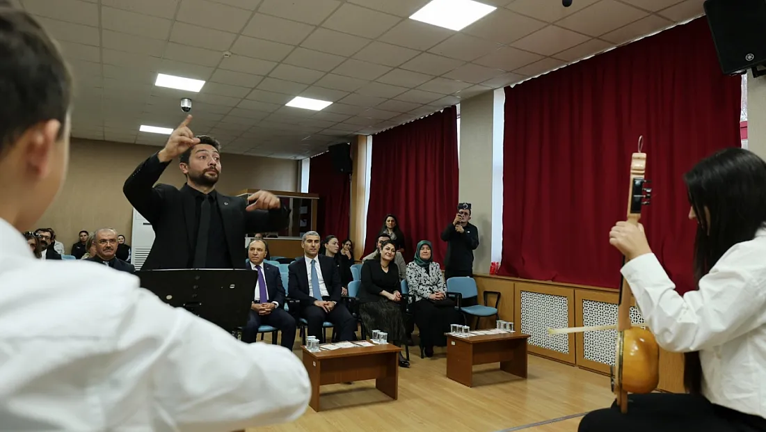 Afyonkarahisar'da 36 Çocuğun Hayatına Müzik Dokunuyor!