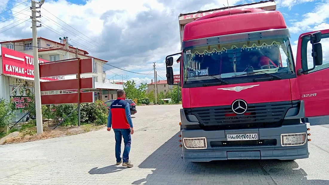 Çay’da Canlı Hayvan Nakil Araçları Denetlendi