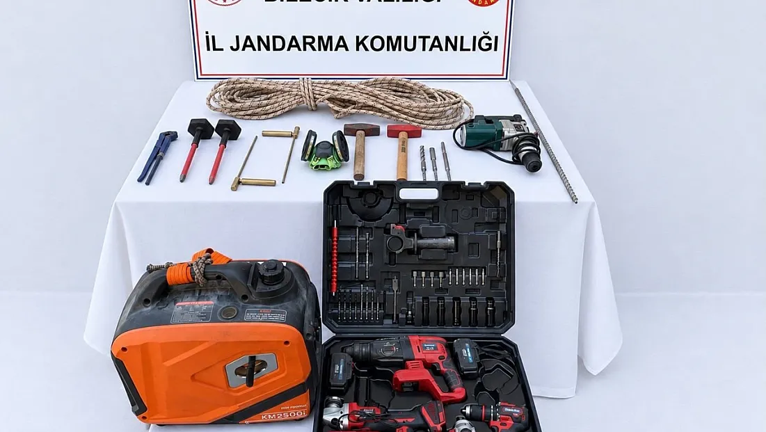 Define Avcılarına Suçüstü! 5 Kişi Yakalandı