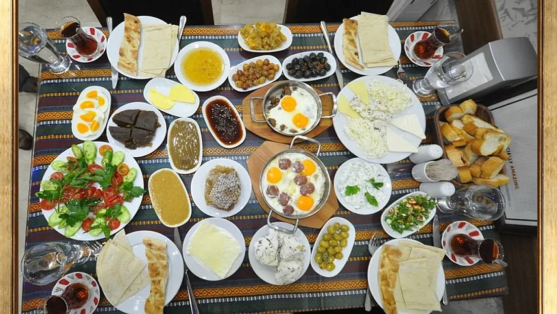 Van Kahvaltısı: İpek Yolu’ndan Dünyaya Uzanan Eşsiz Lezzet