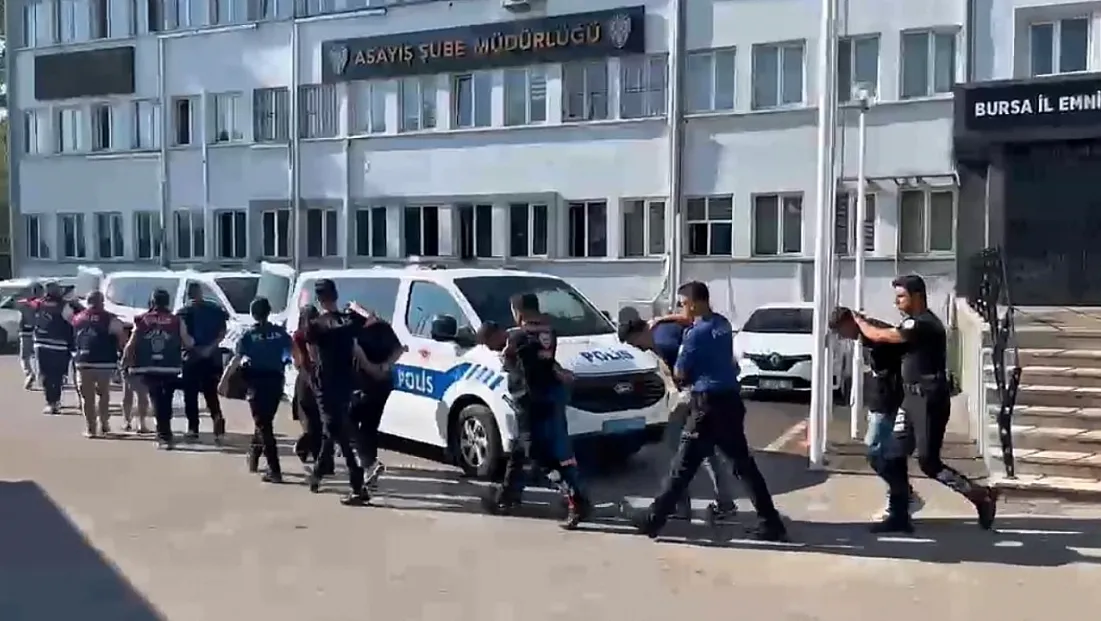 Zorla Hesap Açtırma Operasyonu: 11 Şüpheli Yakalandı, 2 Tutuklandı