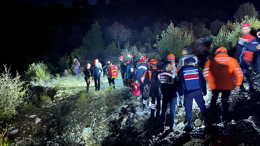 115 Kişi Seferber Oldu, 3 Kişi Kurtuldu, 1 Kişi Vefat Etti